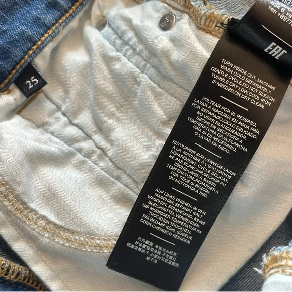 7 For All Mankind Josefina Distressed Jeans - Picture 11 of 11